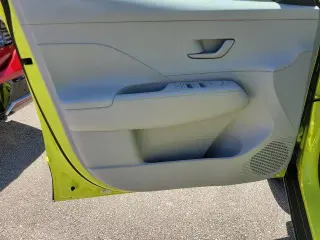 Hyundai KONA 2024 SE 4dr Crossover
