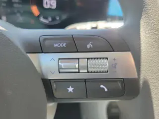 Hyundai KONA 2024 SE 4dr Crossover