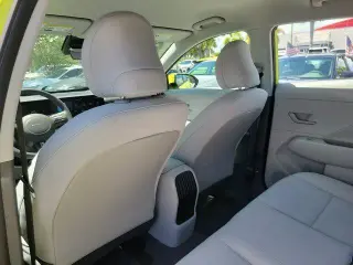 Hyundai KONA 2024 SE 4dr Crossover