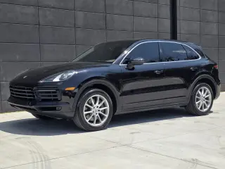 Porsche Cayenne 2019 AWD S 4p SUV