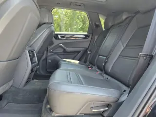 Porsche Cayenne 2019 AWD S 4p SUV