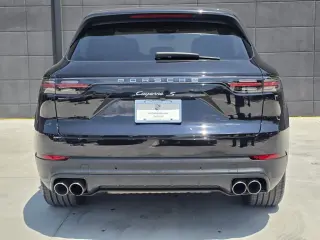 Porsche Cayenne 2019 AWD S 4p SUV