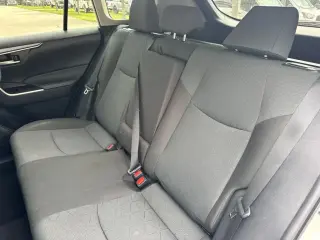 Toyota RAV4 2025 XLE 4dr SUV