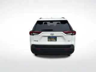 Toyota RAV4 2025 XLE 4dr SUV