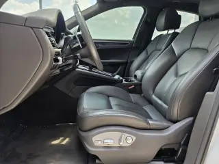 Porsche Macan 2023 tracción en todas las ruedas 4p SUV