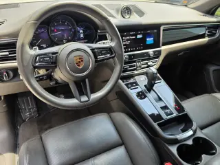 Porsche Macan 2023 tracción en todas las ruedas 4p SUV