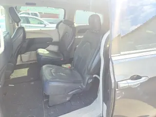 Chrysler Pacifica 2018 Touring L 4dr Mini-Van