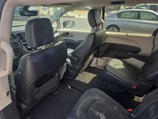 Chrysler Pacifica 2018 Touring L 4dr Mini-Van