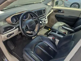 Chrysler Pacifica 2018 Touring L 4dr Mini-Van