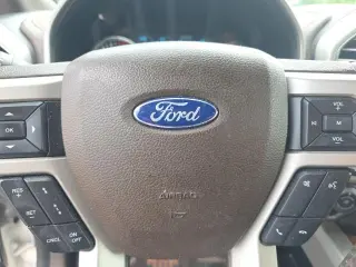 Ford F-150 2018 4x4 King Ranch 4dr SuperCrew 5.5 ft. SB