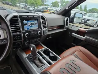 Ford F-150 2018 4x4 King Ranch 4dr SuperCrew 5.5 ft. SB