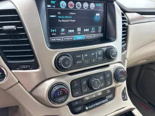 GMC Yukon 2019 4x4 Denali SUV 4p