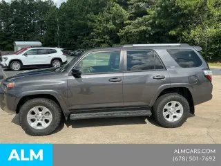 Toyota 4Runner 2021 4x4 SR5 4dr SUV