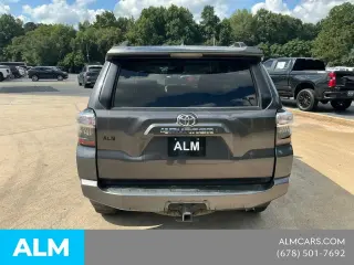 Toyota 4Runner 2021 4x4 SR5 4dr SUV