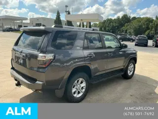 Toyota 4Runner 2021 4x4 SR5 4dr SUV