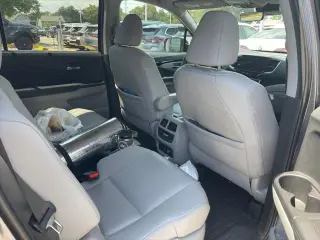 Honda Pilot 2020 Touring 4dr SUV con asientos de capitán traseros