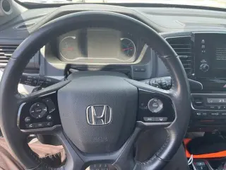 Honda Pilot 2020 Touring 4dr SUV con asientos de capitán traseros