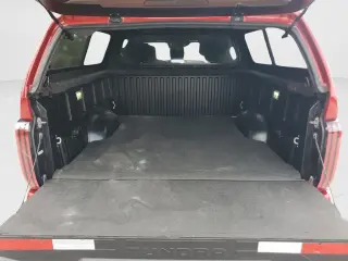 Toyota Tundra 2022 4x4 Platinum 4dr CrewMax Cab Pickup SB