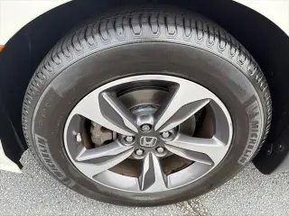 Honda Odyssey 2019 Touring 4dr Mini-Van