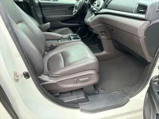 Honda Odyssey 2019 Touring 4dr Mini-Van