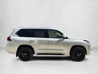 Lexus LX 570 2016 AWD 4dr SUV