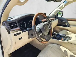 Lexus LX 570 2016 AWD 4dr SUV