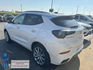 Buick Encore GX 2024 Avenir crossover de 4 puertas
