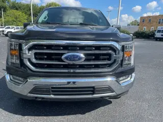 Ford F-150 2023 4x4 XLT 4dr SuperCrew 6.5 ft. SB
