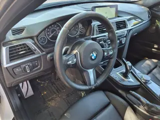 BMW Serie 3 2017 328d 4p Sedan