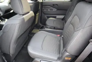 Nissan Pathfinder 2025 AWD SV 4dr SUV