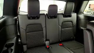 Pathfinder Nissan 2025 AWD SV 4p SUV