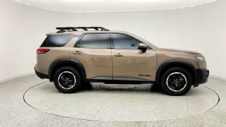 Pathfinder Nissan 2025 AWD SV 4p SUV