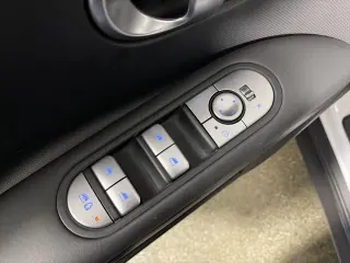 Hyundai IONIQ 5 2024 SE 4dr Crossover