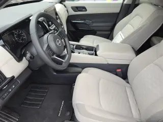 Nissan Pathfinder 2025 AWD SV 4dr SUV