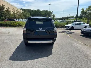 Toyota 4Runner 2018 4x4 SR5 Premium 4dr SUV