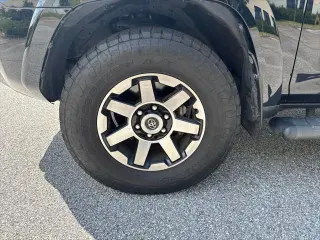 Toyota 4Runner 2018 4x4 SR5 Premium 4dr SUV