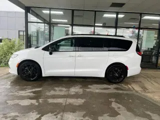 Chrysler Pacifica 2025 Limited 4dr Mini-Van