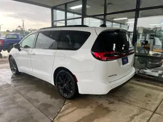 Chrysler Pacifica 2025 Limited 4dr Mini-Van