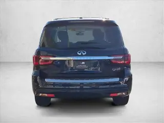 INFINITI QX80 2018 4dr SUV
