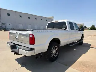 Ford F-250 Super Duty 2016 4x4 Platinum 4dr Crew Cab 8 ft. LB Pickup