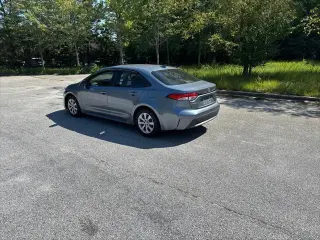 Toyota Corolla 2022 LE 4p Sedana