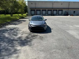Toyota Corolla 2022 LE 4p Sedana