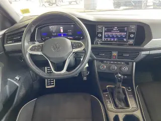 Volkswagen Jetta 2024 Sport 4dr Sedan 8A