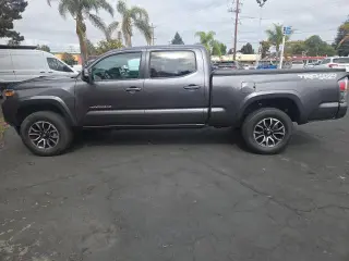 Toyota Tacoma 2023 4x4 TRD Sport 4dr Cabina Doble 6.1 ft LB