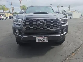 Toyota Tacoma 2023 4x4 TRD Sport 4dr Cabina Doble 6.1 ft LB