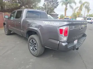 Toyota Tacoma 2023 4x4 TRD Sport 4dr Cabina Doble 6.1 ft LB