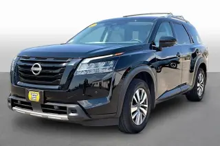 Nissan Pathfinder 2023 SL 4dr SUV