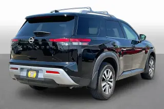 Nissan Pathfinder 2023 SL 4dr SUV