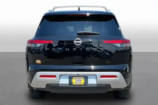 Nissan Pathfinder 2023 SL 4dr SUV