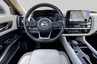 Nissan Pathfinder 2023 SL 4dr SUV